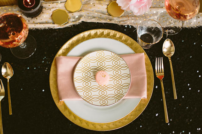 зимняя фотосессия лав стори, романтический новогодний ужин