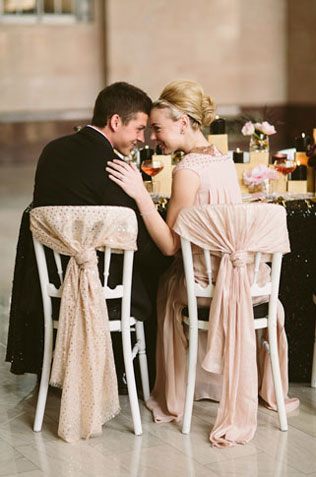 зимняя фотосессия лав стори, романтический новогодний ужин