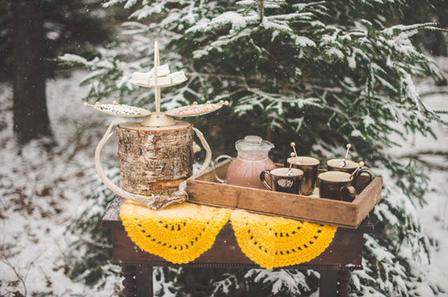 зимняя фотосессия лав стори, пикник на свежем воздухе