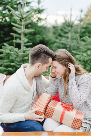 зимняя фотосессия лав стори, зимняя сказка