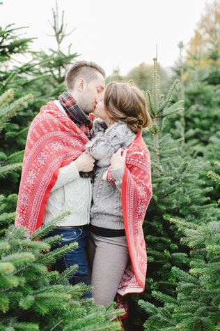 зимняя фотосессия лав стори, зимняя сказка