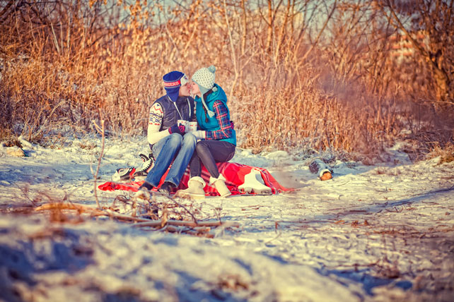 зимняя фотосессия лав стори на катке