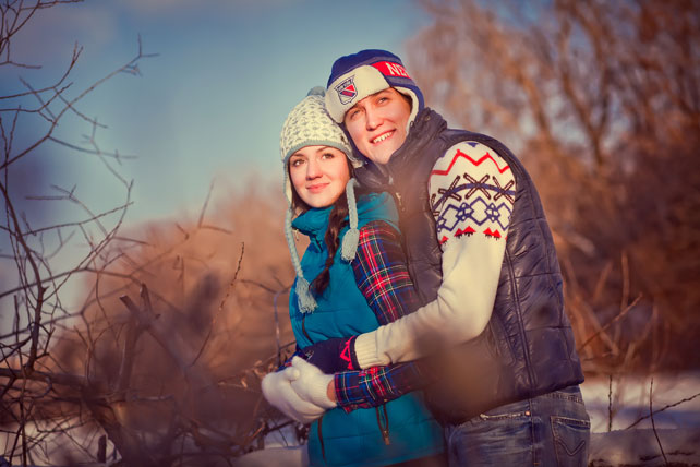 зимняя фотосессия лав стори на катке