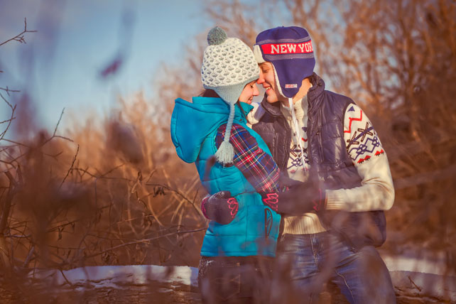 зимняя фотосессия лав стори на катке