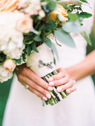 Маникюр для невесты: 5 секретов красивых ногтей 