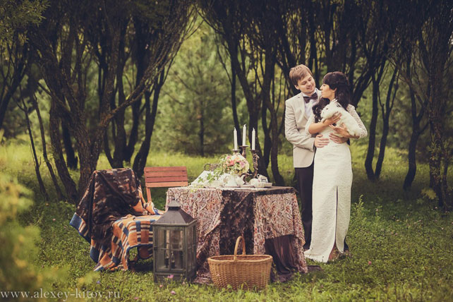 Свадьба для двоих, пикник для жениха и невесты