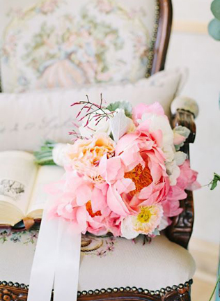 Вечная классика: 50 свадебных букетов в розовом цвете 