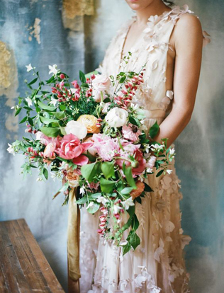 Вечная классика: 50 свадебных букетов в розовом цвете 