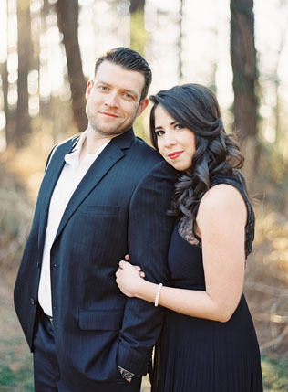 Спорно и красиво: 50 черных свадебных платьев 