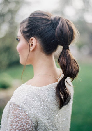 свадебные прически для длинных волос, конский хвост 
