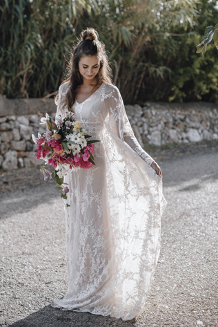 свадебные прически для длинных волос, top knot 