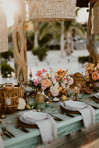 Декор свадебного стола: 51 идея для центральных украшений, 