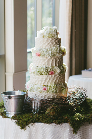 Сладкая свадьба: 55 белоснежных тортов 