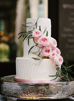 Сладкая свадьба: 55 белоснежных тортов 