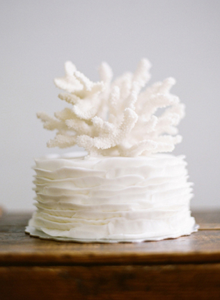Сладкая свадьба: 55 белоснежных тортов 