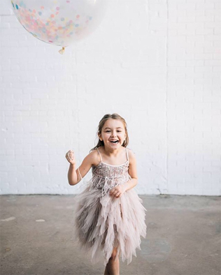 55 потрясающих нарядов для цветочных девочек 