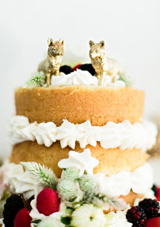 60 необычных топперов для вашего свадебного торта 