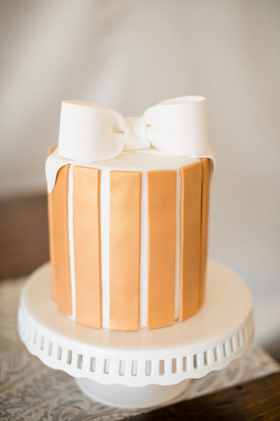 60 необычных топперов для вашего свадебного торта 