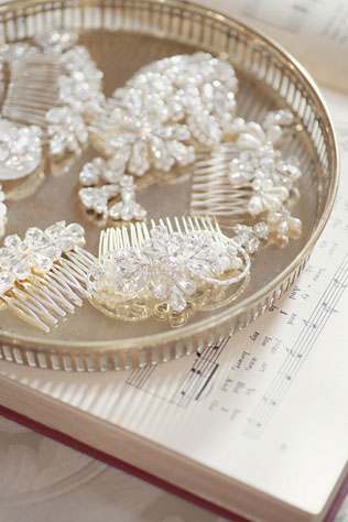 Зимние свадебные аксессуары: 60 украшений для волос 