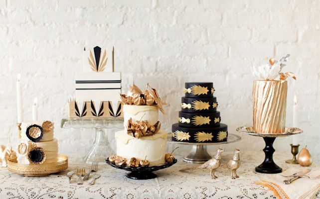 золотой свадебный торт