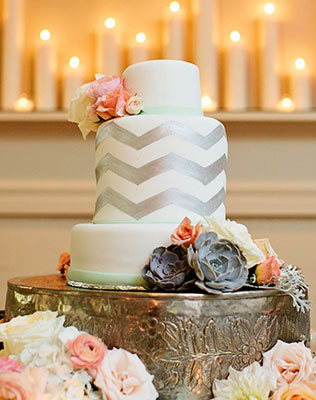 серебряный свадебный торт