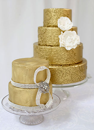 золотой свадебный торт