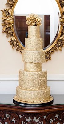 золотой свадебный торт