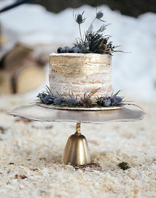 золотой свадебный торт