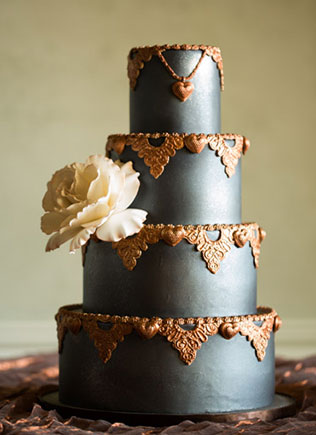 серебряный свадебный торт