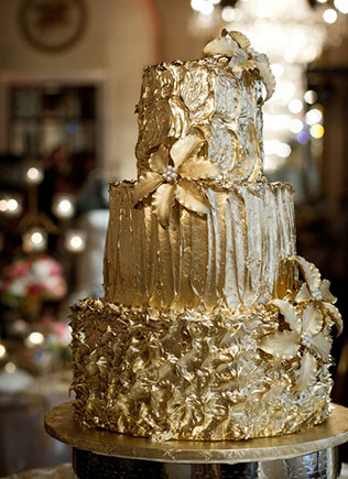 золотой свадебный торт