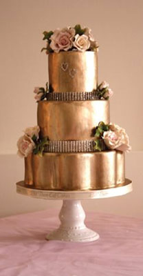 золотой свадебный торт