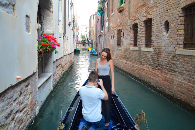 предложение руки на отдыхе