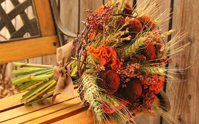 осенняя свадьба, яркий букет