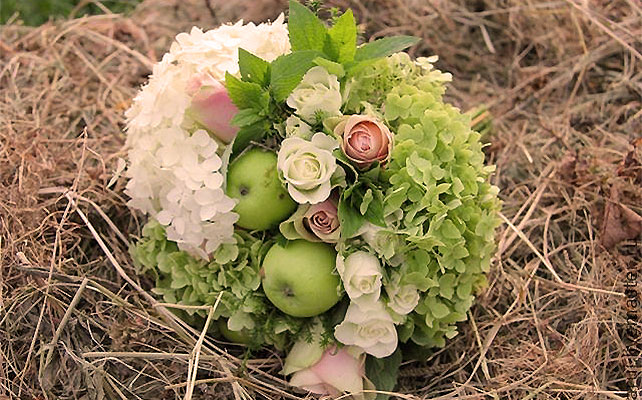 осенняя свадьба, яркий букет