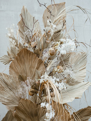 тренды свадебного декора 2019, необычная свадебная флористика