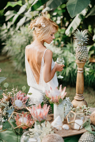 тренды свадебного декора 2019, необычная свадебная флористика