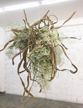 тренды свадебного декора 2019, необычная свадебная флористика