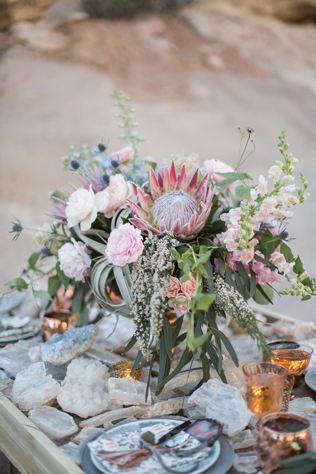 тренды свадебного декора 2019, необычная свадебная флористика