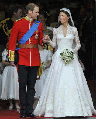 Свадебный торт принца Уильяма, герцога Кембриджского, и Кейт Миддлтон (2011) 