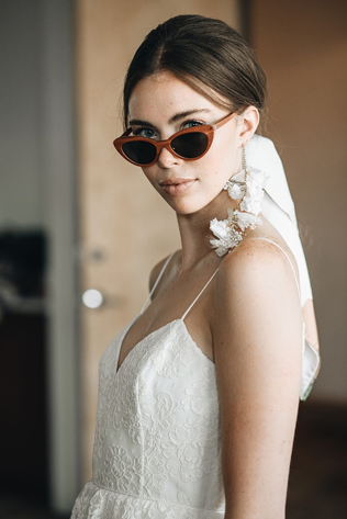 аксессуары для невест 2020, цветочные серьги 