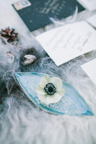 Зимняя свадьба на Даче Винтера - с особым, северным колоритом. Фотограф Анна Забродина 