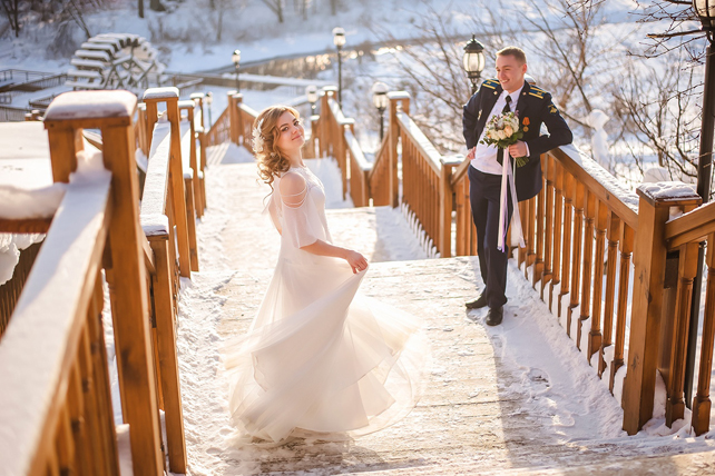 Зимняя свадьба в селе Радонеж. Фотограф Даша Бабкина 