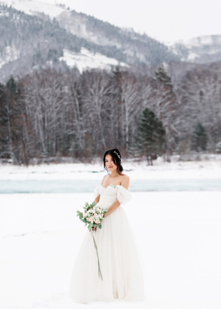 В этом месте Катунь не замерзает даже зимой. Фотограф Татьяна Бережнова 
