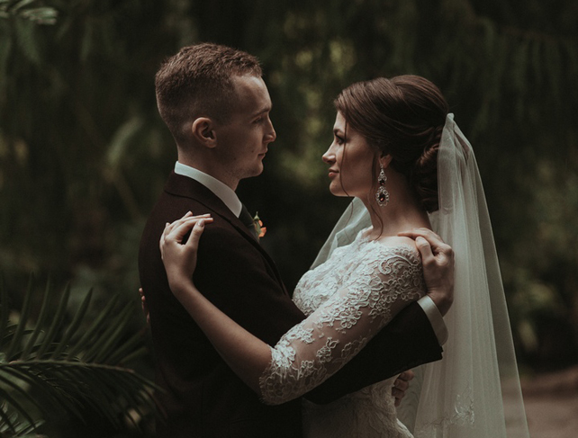 Свадебная фотосессия в Фондовой оранжерее. Фотограф Яна Мефедова 