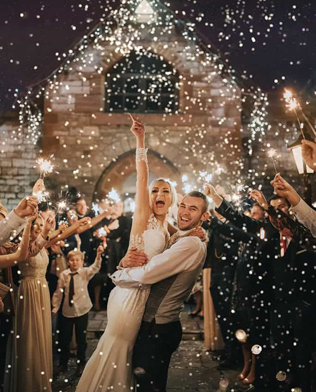 82 песни, которые можно включить во время свадебной церемонии 