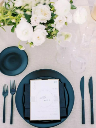 85 идей как сервировать стол на свадьбу 