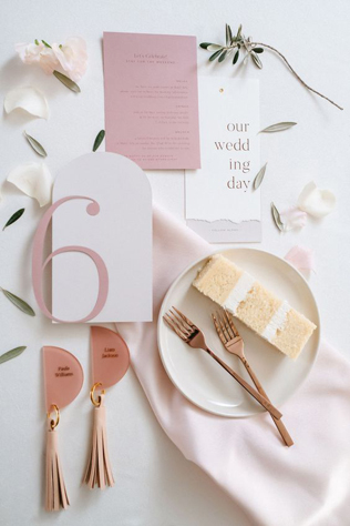 85 идей как сервировать стол на свадьбу 