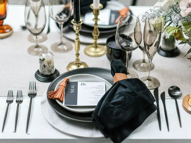 85 идей как сервировать стол на свадьбу 