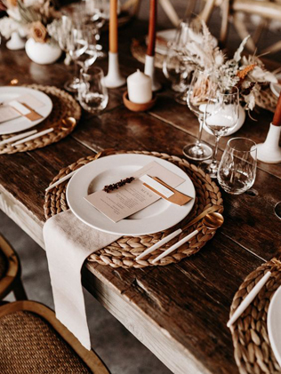 85 идей как сервировать стол на свадьбу 