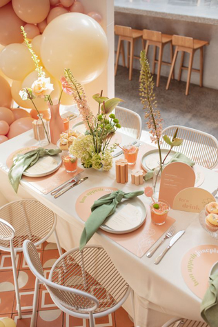 85 идей как сервировать стол на свадьбу 